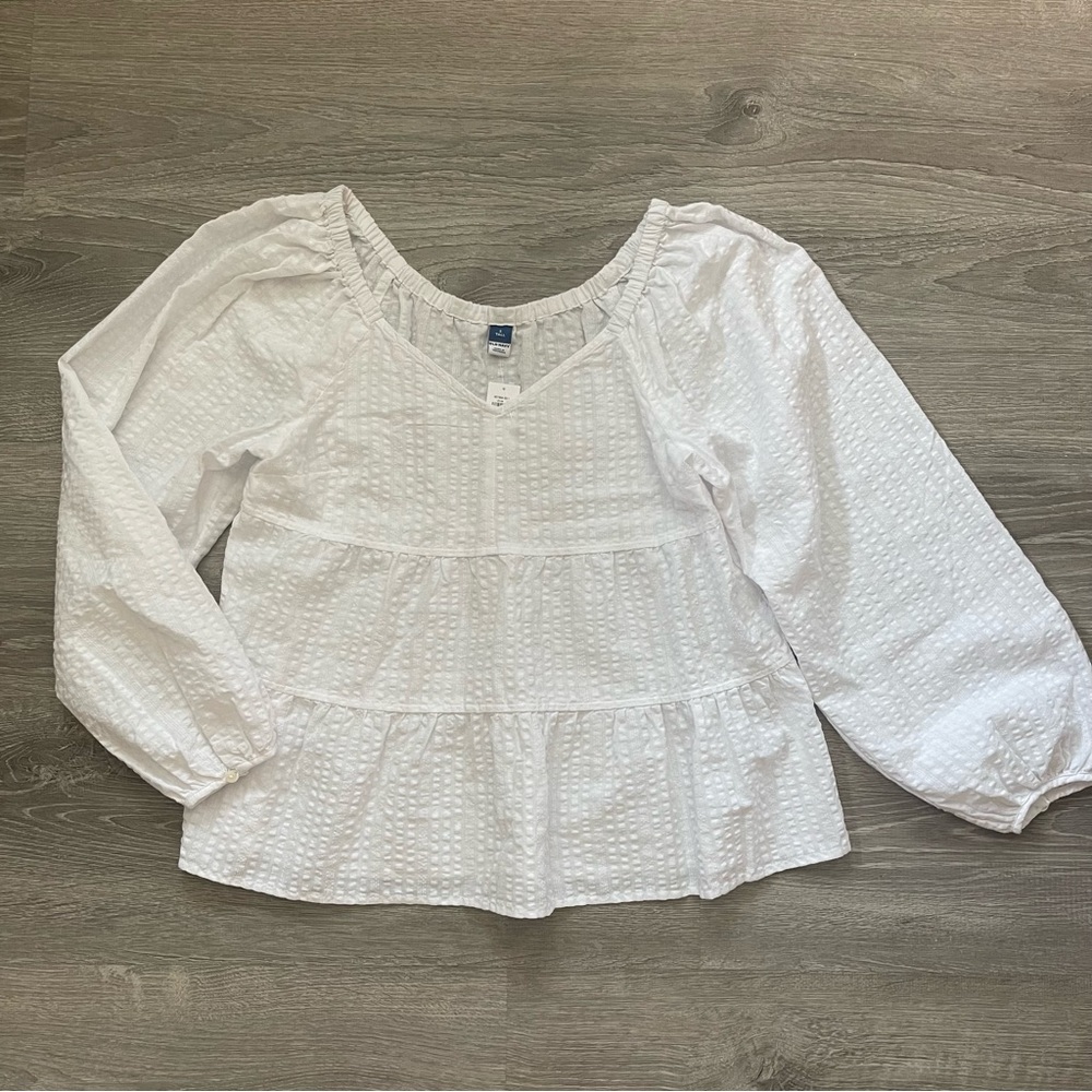 *White Tiered V-Neck Top With Puff Sleeves